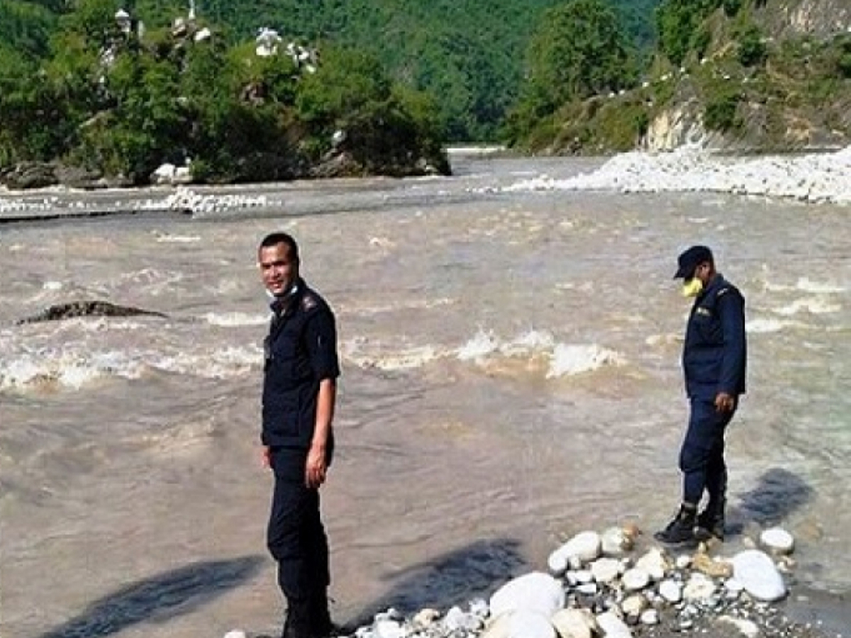 डडेल्धुरामा विद्यालयमै मृत्यु भएका लेखापालको मलामी गएका एक युवक सेतीमा बेपत्ता 